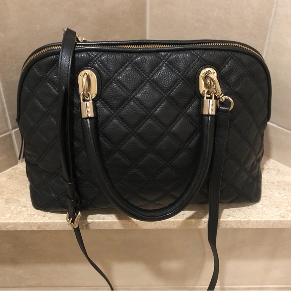 Cole Haan Black Quilted Leather Handbag - Great Condition - Picture 5 of 11